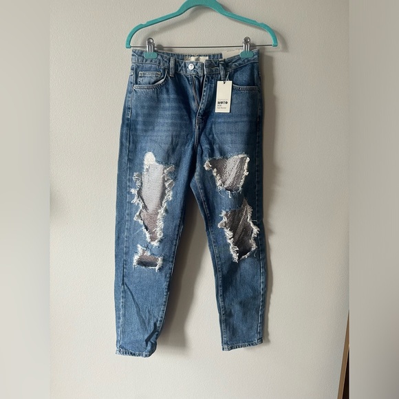 High Waisted distressed Jeans - Picture 1 of 3